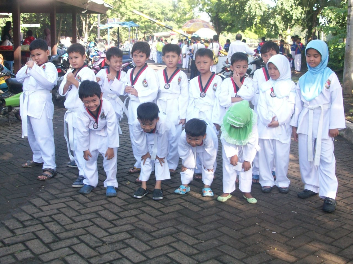 Taekwondoin SDIT Ar Rahman Mengikuti Ujian Kenaikan Tingkat